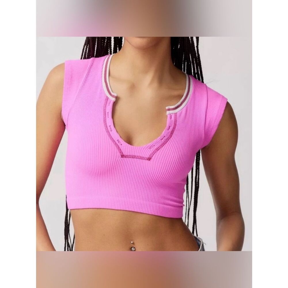 Out From Under Pink Ribbed Notched Neck Crop Top XS/S Cap Sleeve